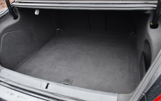Volkswagen CC cena 32800 przebieg: 245772, rok produkcji 2008 z Puławy małe 781